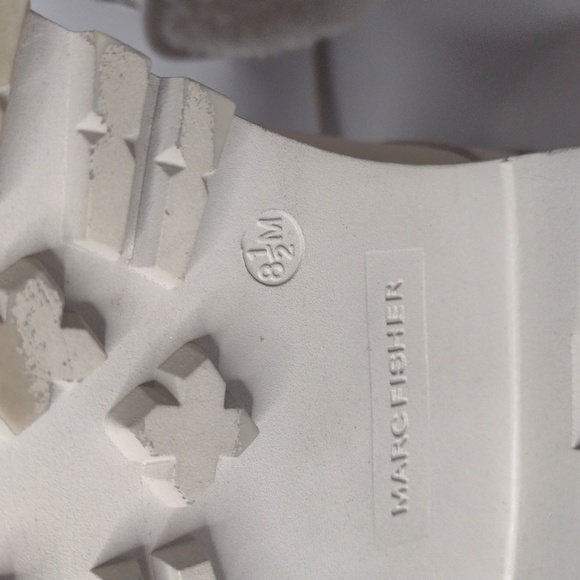 Marc Fisher Women's Leather Isalia Lace Up Boots 8.5 - Picture 10 of 10